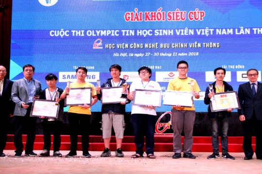  Nhiều sinh viên CNTT-TT xuất sắc nhận giải thưởng Olympic và kỳ thi lập trình quốc tế 