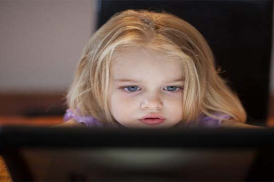  Ireland ban bố Luật An toàn trực tuyến dành cho trẻ em 