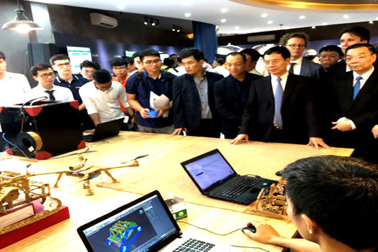  Trung tâm Đổi mới sáng tạo về IoT tại Việt Nam chính thức đi vào hoạt động 