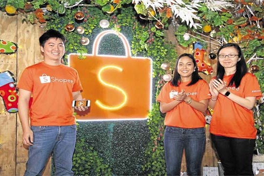  Shopee dẫn đầu danh sách top 10 doanh nghiệp thương mại điện tử tại Việt Nam 