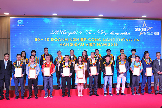  Vinh danh 50+10 doanh nghiệp CNTT hàng đầu Việt Nam 2019 