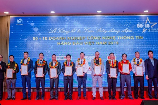 FSI lọt top 10 doanh nghiệp Việt đi đầu trong lĩnh vực công nghệ 4.0 