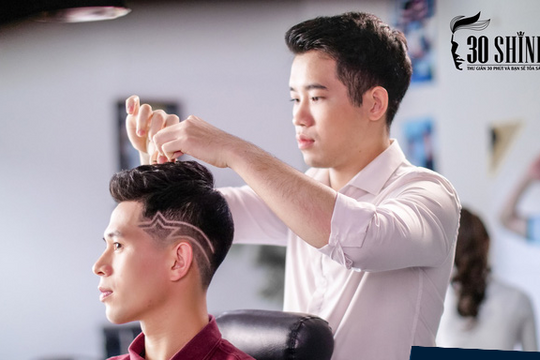 CEO chuỗi cắt tóc đàn ông lớn nhất Việt Nam: "Sợ khách hàng ở nhà lâu quá không chịu nổi, tự cắt trọc hết thì 30Shine thất nghiệp dài”