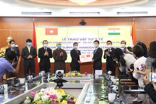 Việt Nam trao tặng nhân dân Ấn Độ món quà ý nghĩa phòng, chống Covid-19