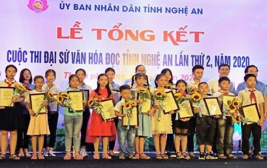 Hai trường THCS đạt giải “Đại sứ văn hóa đọc” Nghệ An
