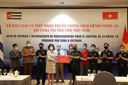 Cu Ba hỗ trợ Việt Nam thuốc phòng chống Covid-19
