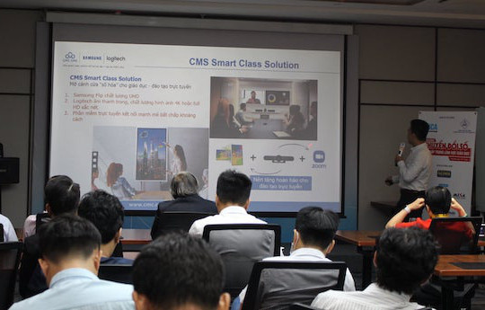 Xây dựng môi trường giáo dục số với CMS Smart Class Solution