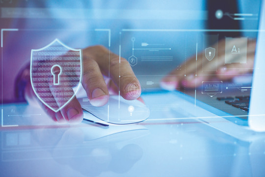 Giải pháp nâng cao tính riêng tư và bảo mật chống tấn công đánh cắp mã OTP trong Internet banking
