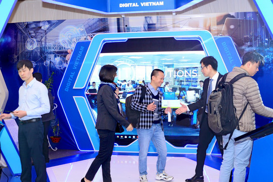The role of technology enterprises in building a "digital Vietnam"