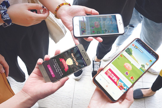 "Quyết định liều lĩnh chuyển từ ứng dụng trên sim sang ứng dụng smartphone đã giúp Momo đạt 20 triệu người dùng