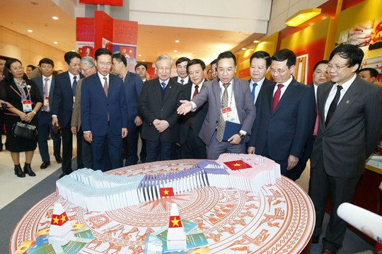 Chính thức khai trương Trung tâm Báo chí phục vụ Đại hội XIII của Đảng