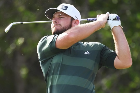 Tyrrell Hatton gây thất vọng tại vòng 1 Omega Dubai Desert Classic