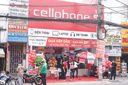 CellphoneS mở cửa hàng đầu tiên ngoài Hà Nội và TP. Hồ Chí Minh