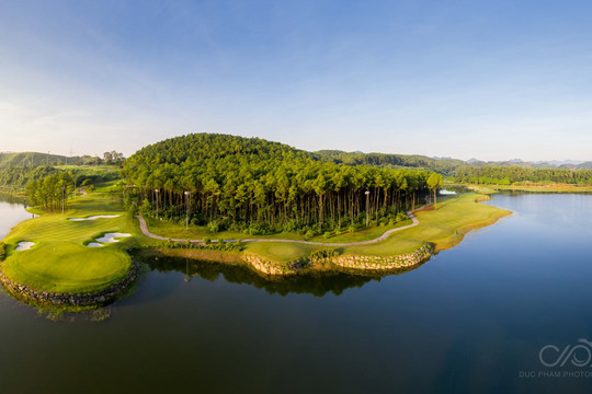 Tràng An Golf & Country Club: Sân golf “đẹp như trong tranh” tại Ninh Bình