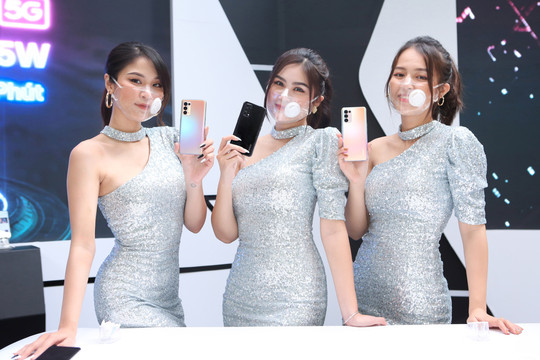 Reno5 5G chính thức ra mắt tại Việt Nam, giá gần 12 triệu đồng