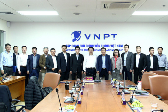 VNPT tiên phong đồng hành triển khai chuyển đổi số quốc gia