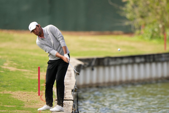 Hai tình huống luật golf khó hiểu tại WGC Dell Technologies Match Play 2021