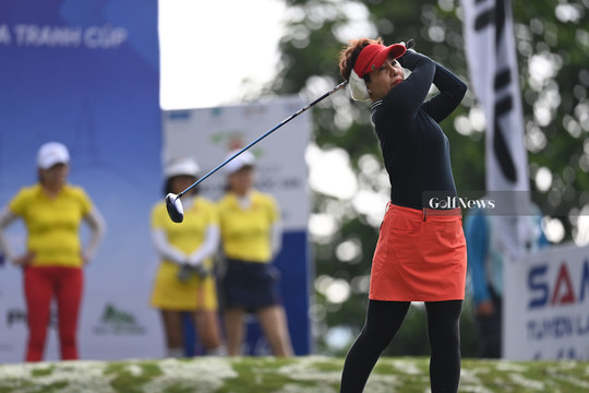 Ghi birdie ở hố cuối, Nguyễn Thị Hà dẫn đầu bảng nữ giải Vô địch golf Trung Niên quốc gia tranh cúp Vietnam Airlines

