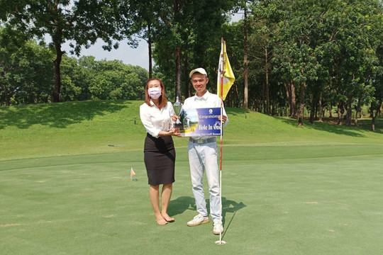 Sân golf Đồng Nai chứng kiến golfer trúng giải thưởng HIO của VGS Sport