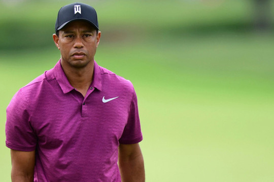 Tiger Woods lần đầu văng khỏi top 100 Thế giới sau 3 năm