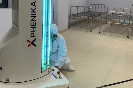Robot khử khuẩn Phenikaa-X hỗ trợ phòng, chống Covid-19 tại tâm dịch Bắc Giang