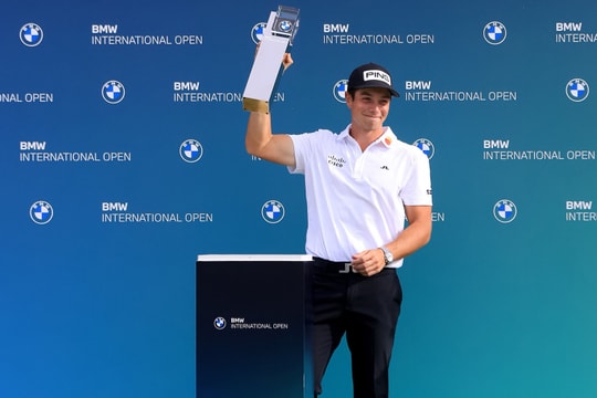 Viktor Hovland có danh hiệu European Tour đầu tiên sau chiến thắng BMW International Open 2021

