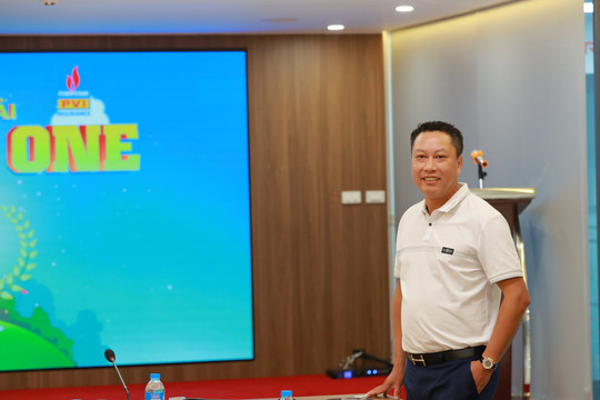 VGS Sport trao 100 triệu đồng cho golfer Phạm Mạnh Cường