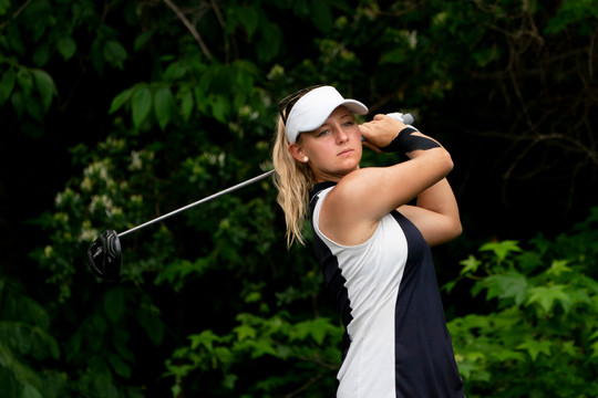 Emily Kristine Pedersen - golfer nữ đầu tiên đánh 63 gậy tại Olympic Tokyo