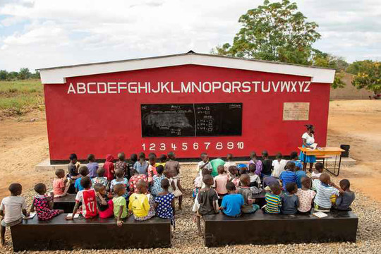 Trường học in 3D giúp giải quyết bài toán thiếu lớp học ở châu Phi