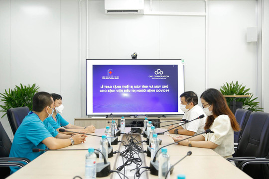 CMC tặng máy tính và máy chủ cho Bệnh viện Đại học Y Hà Nội