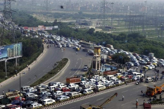 Ấn Độ triển khai ứng dụng đặt chỗ đỗ xe thông minh tại Delhi