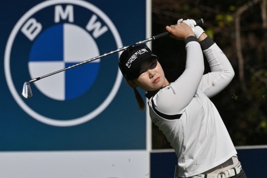 Hai golfer Hàn Quốc lập kỷ lục điểm số tại BMW Ladies Championship