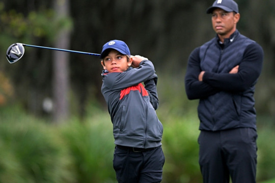 Chính thức: Tiger Woods sẽ tham dự PNC Championship cùng con trai
