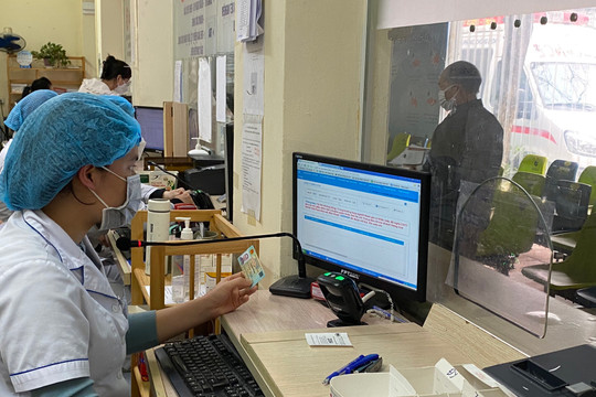 BHXH Việt Nam: Sẵn sàng triển khai thí điểm sử dụng CCCD gắn chip trong khám chữa bệnh BHYT