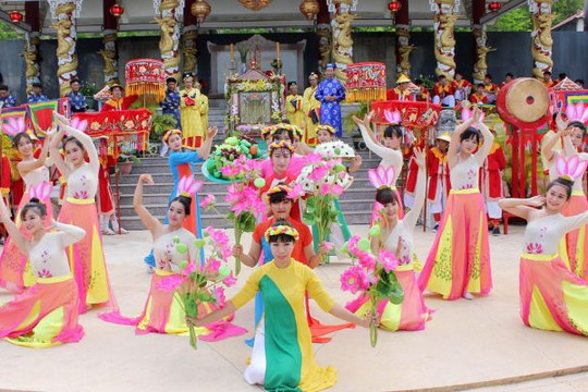 Xây dựng tiêu chí hệ giá trị văn hóa Việt Nam nhằm thúc đẩy việc khơi dậy khát vọng vì quê hương, đất nước thời cách mạng 4.0