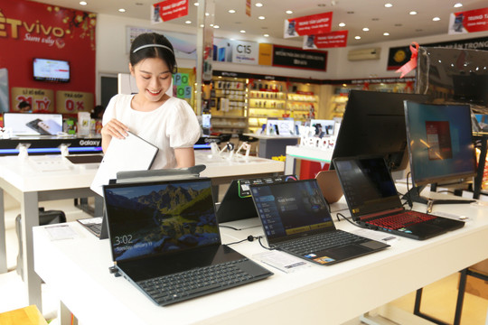 FPT Shop mở hơn 150 trung tâm laptop