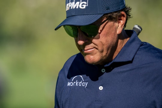 Phil Mickelson sẽ không tham dự The Masters 2022