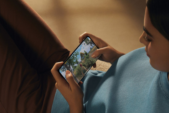 Ra mắt flagship OPPO Find X5 Pro 5G với giá 32,990 triệu đồng