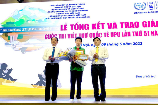 Học sinh Hà Nội tiếp tục đạt giải Nhất thi viết thư UPU 2022 tại Việt Nam