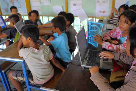 Campuchia yêu cầu các công ty công nghệ tham gia bảo vệ trẻ em trực tuyến