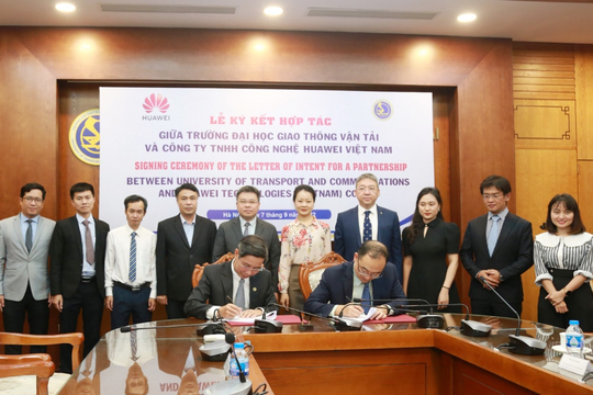 Huawei Việt Nam hợp tác với hai trường ĐH đào tạo nhân lực ICT