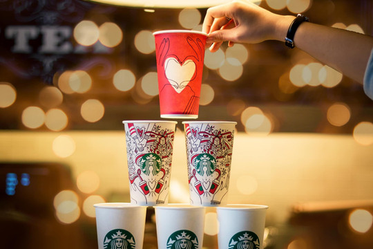 Thu thập ý tưởng về đổi mới sáng tạo thông qua “My Starbucks Idea”