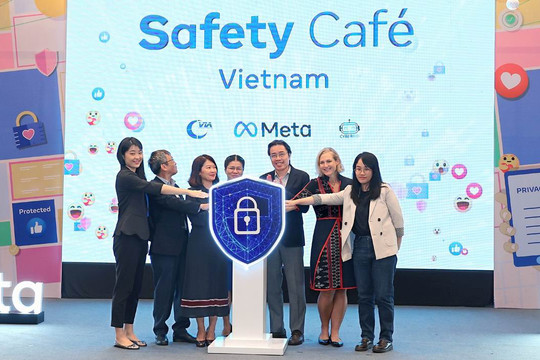 Safety Café Vietnam - không gian thân thiện trải nghiệm an toàn trực tuyến