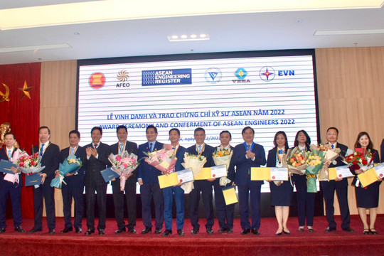 109 kỹ sư Việt Nam được trao chứng nhận kỹ sư chuyên nghiệp ASEAN