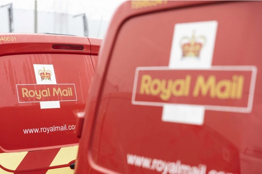 Bưu chính Anh bị gián đoạn nghiêm trọng sau sự cố mạng