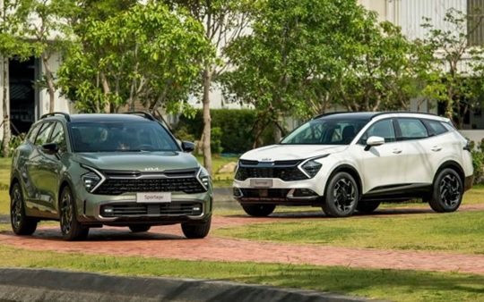 Kia, Mazda và Peugeot đồng loạt giảm giá hàng chục tới trăm triệu đồng