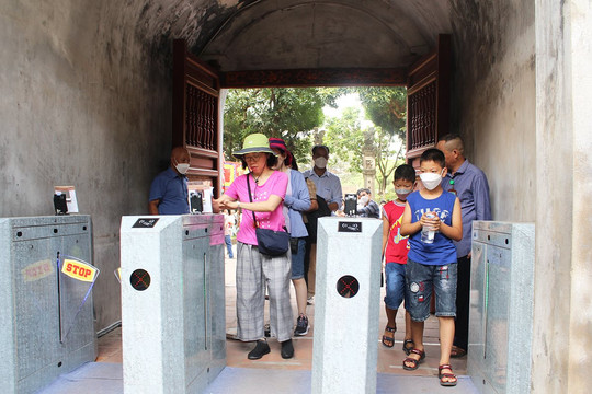 Hà Nội đẩy mạnh chuyển đổi số, thu hút khách du lịch trong và ngoài nước