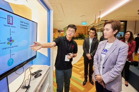 Singapore khởi động sáng kiến tiên phong ứng dụng AI tổng quát trong ở khu vực công và tư