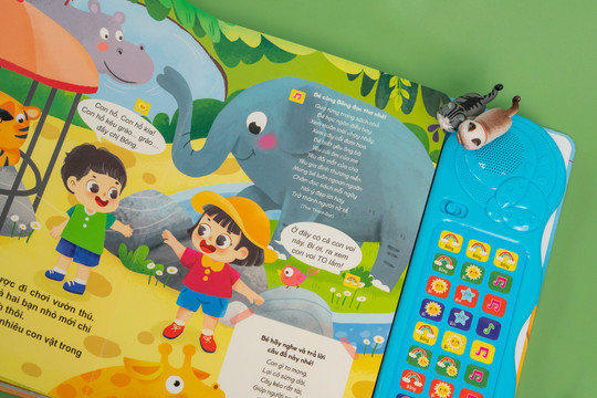 Sách "Âm thanh bé học nói" đồng hành cùng trẻ 0 - 6 tuổi phát triển ngôn ngữ