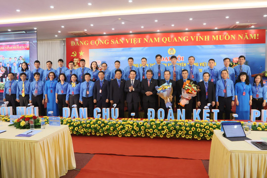Thứ trưởng Phạm Đức Long làm Chủ tịch Công đoàn TT&TT Việt Nam